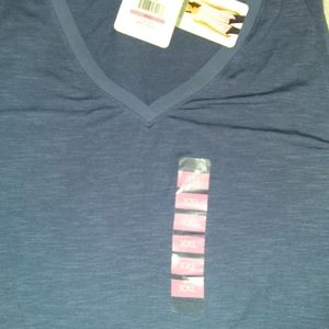 Work out tank top, company Ellen Tracy XXL, Navy blue sheer across the bottom